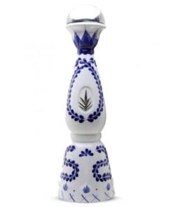 טקילה קלאסה אזול רפוסדו 700 מ"ל (Tequila Classe Azul Reposado 700ml)